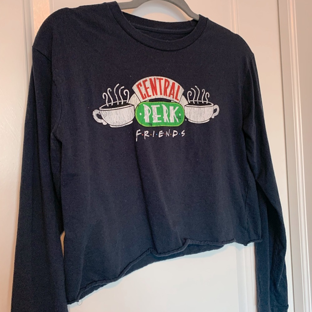 Friends Cropped Tee